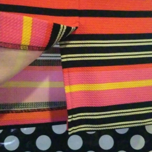 ECI Slip on pencil skirt - Picture 5 of 5